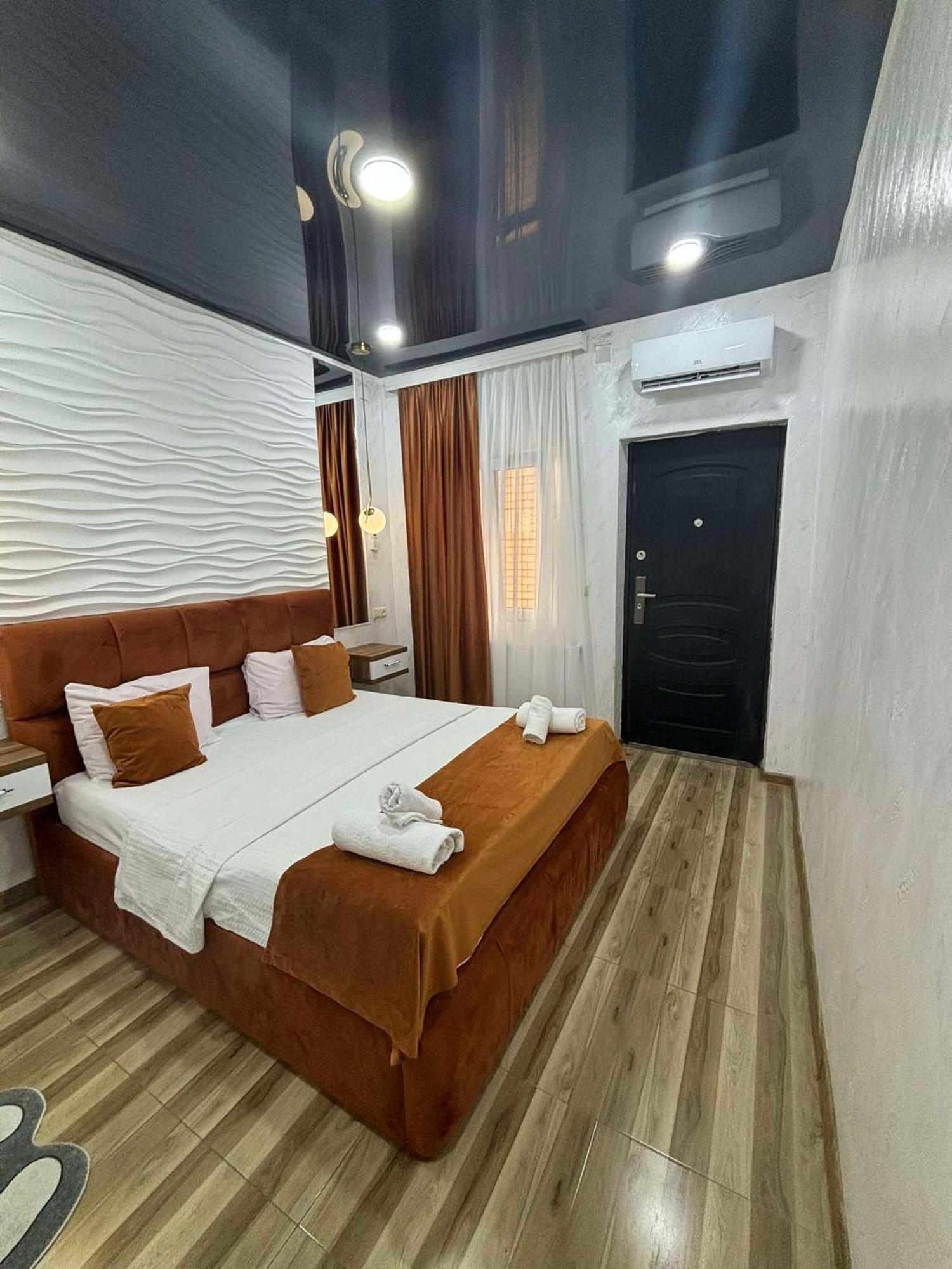 Nana'S House Hotel Batumi Exterior photo